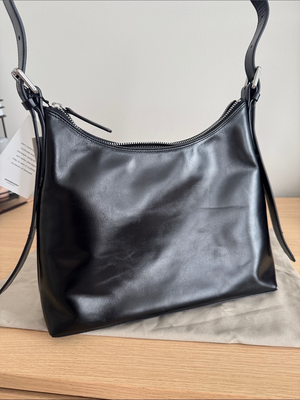 Vagabond Bari Bag in black - Picture 3 of 6
